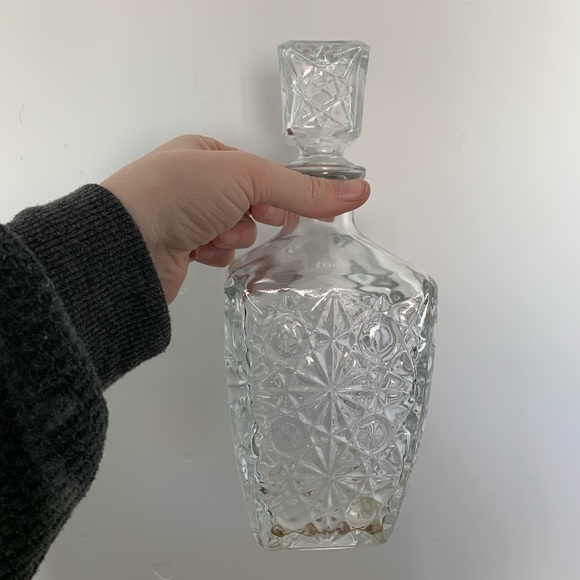 Decanter - Picture 2 of 2